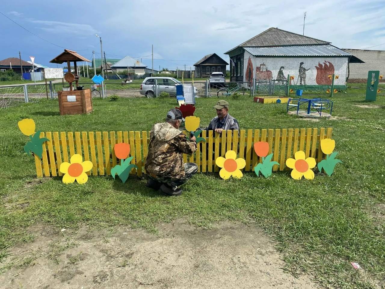 Жители села Кызылбай благоустраивают своё село..