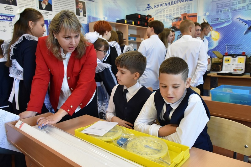 В Шатровской средней школе открылся инженерный класс.