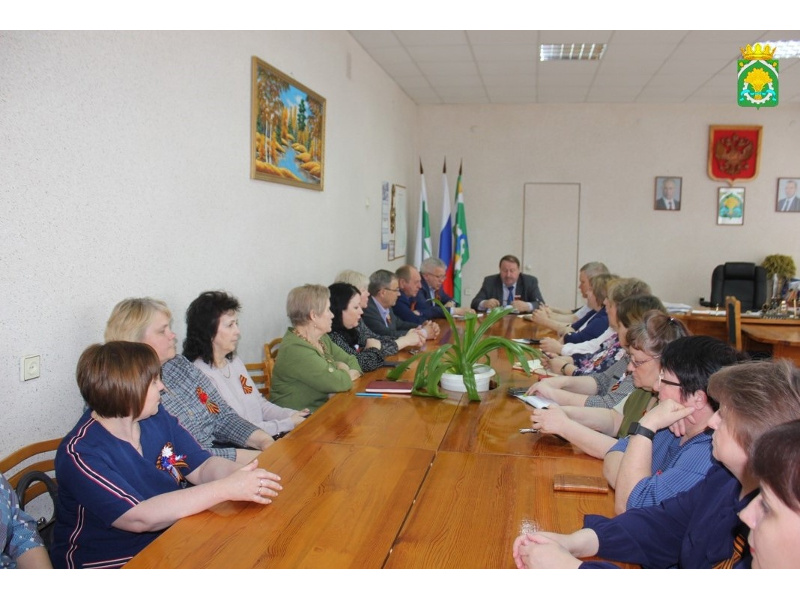 3 мая с рабочим визитом посетил Шатровский муниципальный округ депутат Курганской областной Думы Владимир Николаевич Казаков.