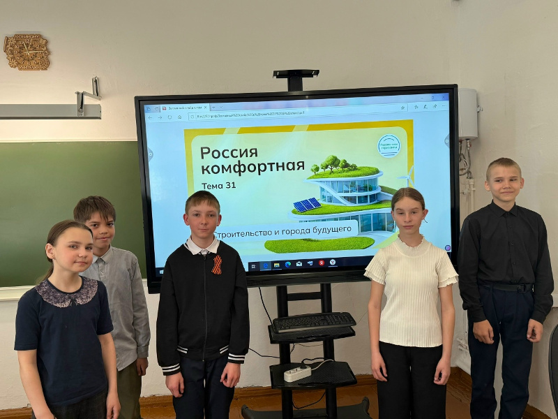Сфера образования — это фундамент будущего нашего общества, и в Шатровском муниципальном округе её развитию уделяется первостепенное внимание.