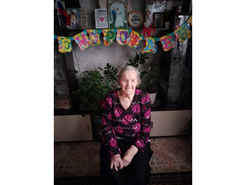 4 мая отметила свой 95-летний юбилей – ветеран труда – Панова Екатерина Григорьевна, жительница деревни Сопинина.