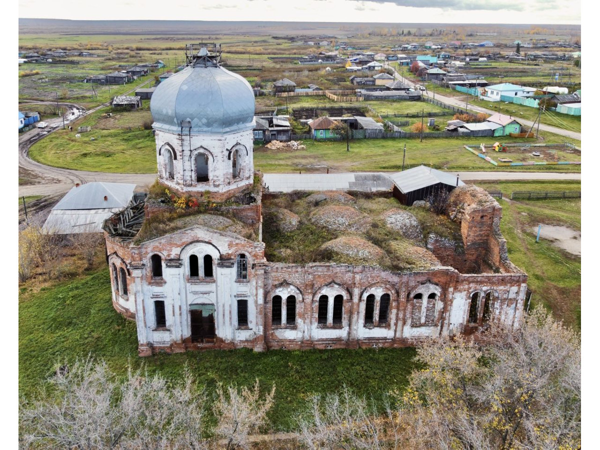 История церкви в селе Камышевка.