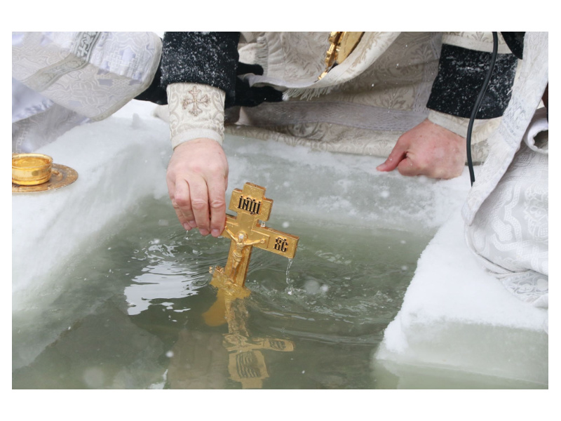 Приближается один из 12 наиболее почитаемых в христианстве праздников — Крещение Господне.