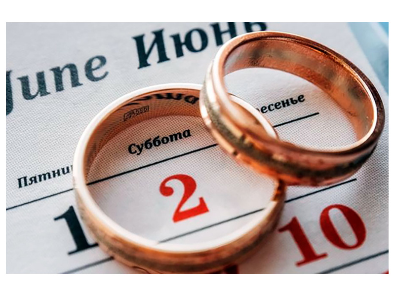 Отдел ЗАГС Администрации ШМО КО предлагает уже сейчас подумать о предстоящем торжестве и заранее забронировать красивую свадьбу для регистрации брака.