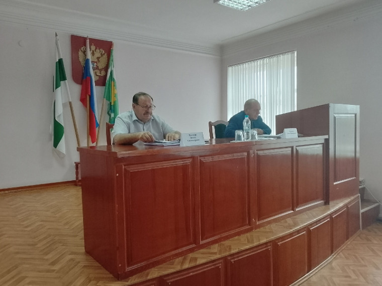 С заседания Думы Шатровского муниципального округа. С заседания Думы Шатровского муниципального округа.