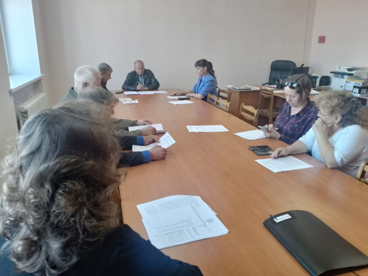 С заседания депутатских комиссий Думы Шатровского муниципального округа. С заседания депутатских комиссий Думы Шатровского муниципального округа.