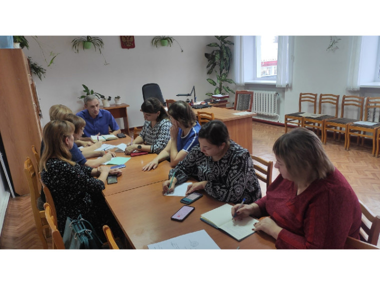По поручению губернатора Курганской области в Шатровском округе продолжается работа по поддержке семей наших мобилизованных земляков. По поручению губернатора Курганской области в Шатровском округе продолжается работа по поддержке семей наших мобилизованных земляков.