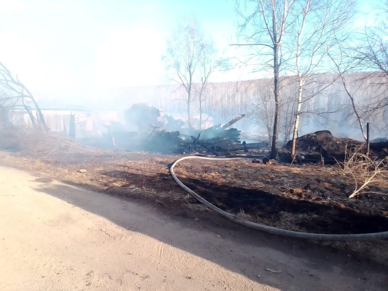 В связи с установлением на территорий Курганской области особого противопожарного режима губернатор Вадим Шумков обратился к жителям региона, призвав соблюдать меры безопасности.
