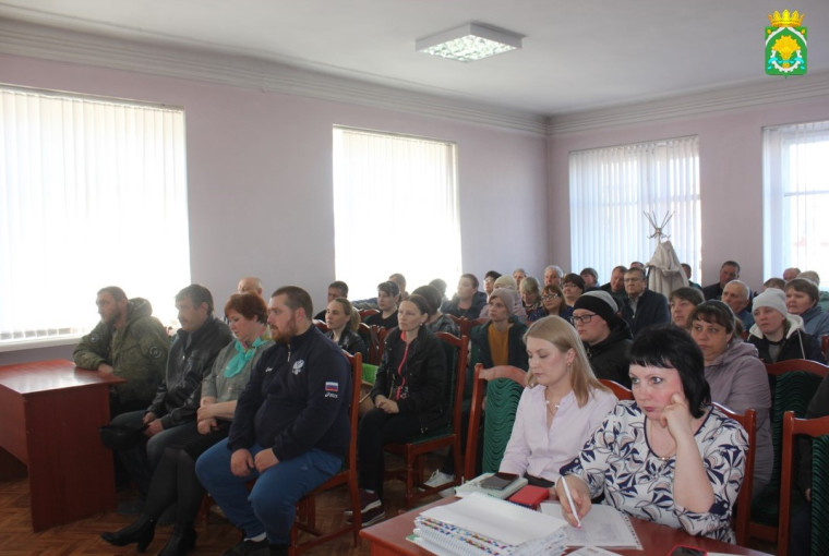 19 апреля состоялось заседание расширенного Совета по улучшению инвестиционного климата и развитию предпринимательства в Шатровском муниципальном округе с участием представителей Инвестиционного агентства Курганской области.