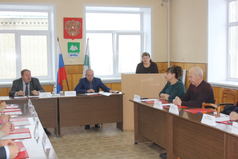 С заседания Думы Шатровского муниципального округа 25 октября 2023 года.