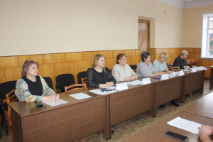 С заседания территориальной трехсторонней комиссии по регулированию социально-трудовых отношений в Шатровском муниципальном округе.
