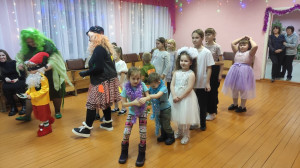 Организация новогодних ёлок для детей профсоюзных работников Администрации Шатровского муниципального округа стало доброй традицией.